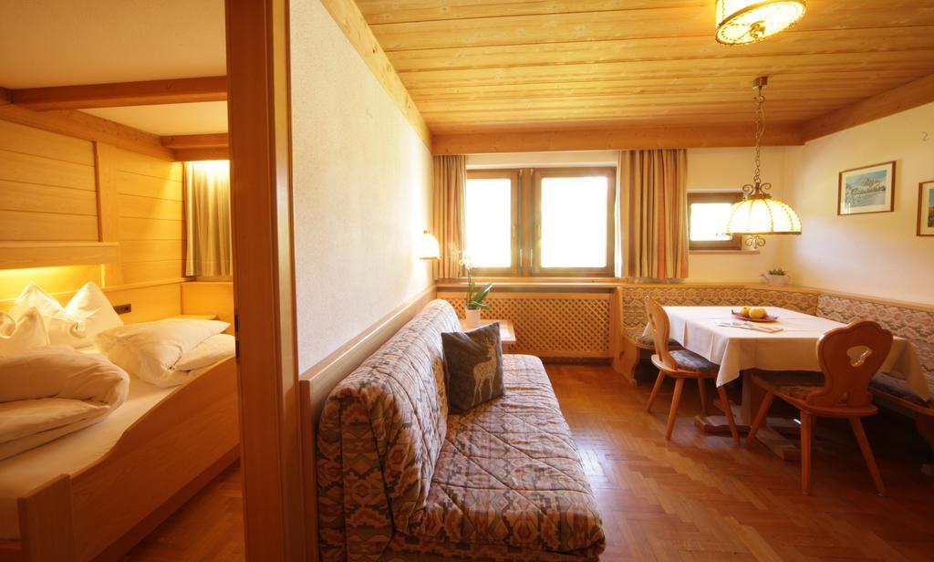 Residence Belavista Corvara In Badia Habitación foto